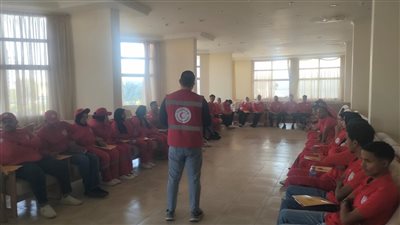 إنطلاق تدريب فرق الاستجابة للطوارئ للهلال الأحمر المصرى بالغردقة  
