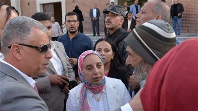 محافظ الإسماعيلية.. 135 مشروع لحياة كريمة بالقنطرة شرق