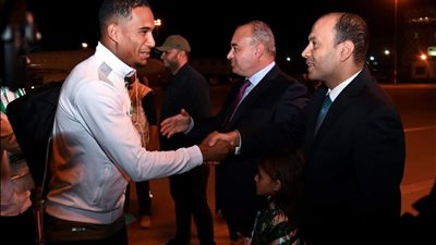 جلسه بين رئيس بعثه الزمالك ومسؤول القتصليه المصريه