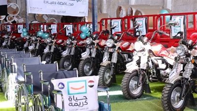 دمياط تسلم مجموعة من المساعدات للأسر الأكثر احتياجا بدمياط