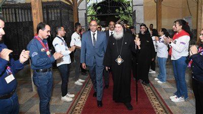  محافظ قنا يزور دير المحروسة للتهنئة بعيد مارجرجس