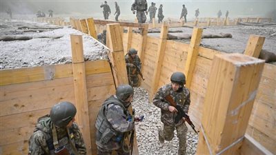 فرنسا تنتهي من تدريب 2300 جندي أوكراني 