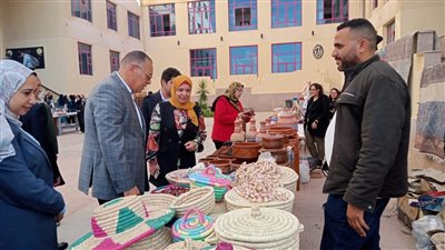 وحدة أيادي مصر بالفيوم تنظم معرضاً للحرف اليدوية والتراثية بجامعة 6 أكتوبر 