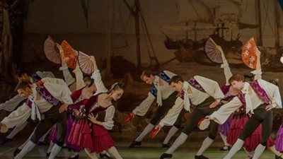 4 عروض للبالية الكلاسيكي 