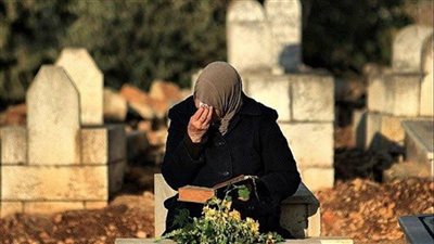 زيارة قبر الوالدين يوم الجمعة.. دار الإفتاء تحسم الجدل