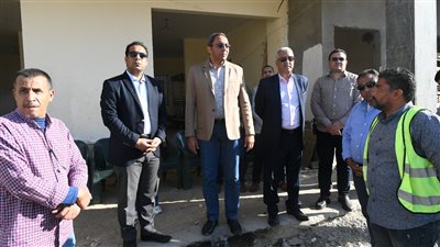 بعد تبنى الوفد للأزمة.. تحرك عاجل من محافظ قنا تجاه مجمع المواقف 