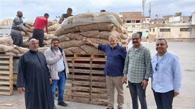 اتحاد مُنتجي ومُصدري الحاصلات البستانية يسلم تقاوي البطاطس للمزارعين بـ 69.5 ألف جنيه