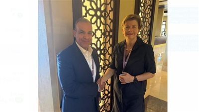 وزير الخارجية يلتقي بنظيرته اللاتفية.. تعزيز التجارة بين الجانبين