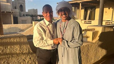 وزير الخارجية يعقد لقاءً مع نظيره الإماراتي