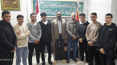 رئيس اللجنة الفرعية لأشراف الإسماعيلية يستقبل وفد من طلاب الجامعات