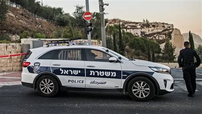اعتقال 3 إسرائيليين بتهمة استهداف منزل نتنياهو في قيساريا