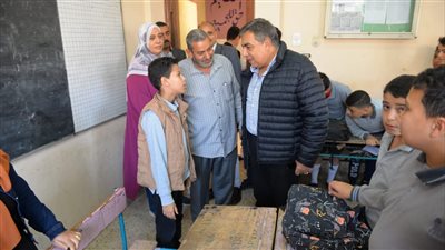 محافظ الدقهلية يتابع سير العملية التعليمية بمدرسة أجا التجريبية الإعدادية
