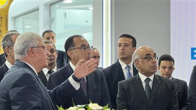 رئيس الوزراء يتفقد جناح التعليم العالي في معرض Cairo ICT 24