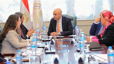 وزير التربية والتعليم يبحث التعاون مع فريق GPE 