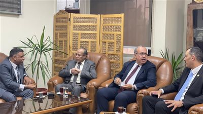 جامعة القناة: تعزيز الهوية الوطنية وتنمية قدرات الطلاب لمواجهة تحديات الأمن القومي 