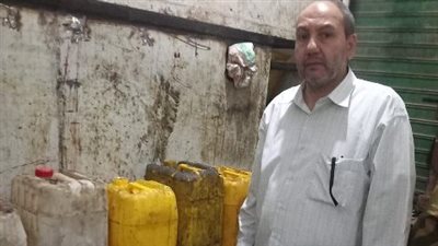 ضبط 3.5 طن مواد غذائية مجهولة المصدر خلال حملات تفتيشية بالشرقية| صور