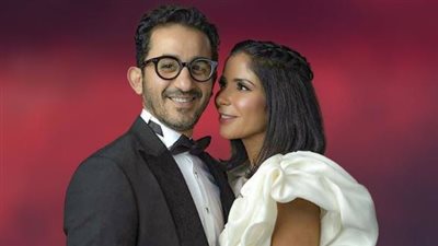 ذكرى طريفة تجمع أحمد حلمي ومنى زكي مع نجوم الكرة في عيد ميلادهما