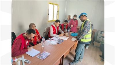 استكمال فعاليات الحملة الطبية للكشف على العمالة غير المنتظمة بالإسكندرية 