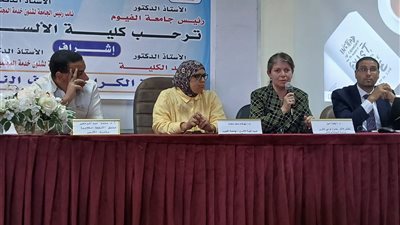 محافظ الفيوم يتابع الأنشطة والخدمات المقدمة ضمن مبادرة 