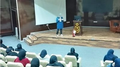 وزارة العمل تنظم ندوتين للتوعية بالسلامة والصحة المهنية والعمالة غير المنتظمة بالإسماعيلية 