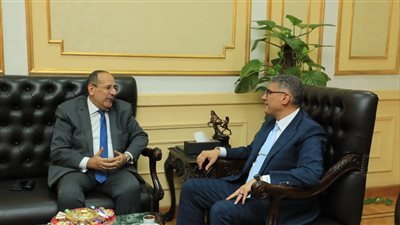 محافظ الجيزة: الاتفاق مع التموين لتنظيم أسواق اليوم الواحد بالأحياء 