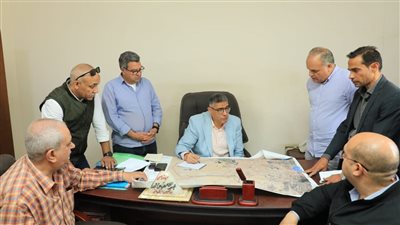 محافظ الجيزة يعقد اجتماعاً بمقر المنطقة الصناعية بعرب أبو ساعد 