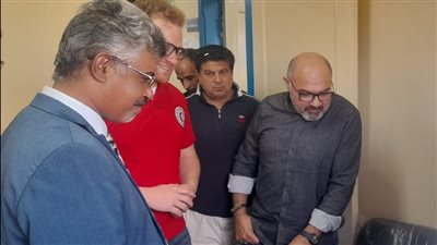 صحة شمال سيناء ووفد من اليونيسيف والهلال الأحمر يتابعون القافلة الطبية بالظهير