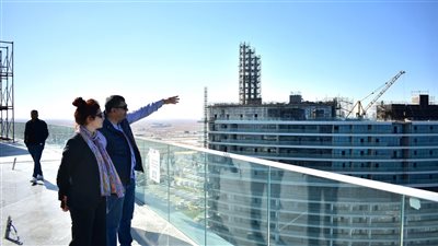 قنصل عام فرنسا تزور مدينة العلمين الجديدة للاطلاع على التجربة العمرانية