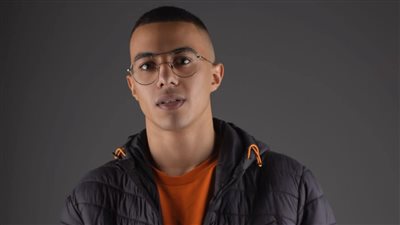 زين مالك يكشف حيل احترافية لالتقاط صور أفضل بالكاميرا