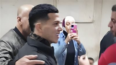 من الحبس 6 أشهر لانقضاء الدعوى.. محطات في قضية تعدي إمام عاشور على فرد الأمن