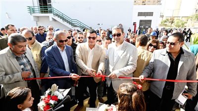 وزير الإسكان ومحافظ دمياط يفتتحان محطة مياه دمياط القديمة