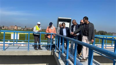 نائب وزير الإسكان يتفقد مشروعات الصرف الصحي المتكامل بمحافظة المنوفية