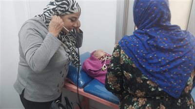 الكشف على 700 شخص في قافلة طبية بالمجان بالدقهلية