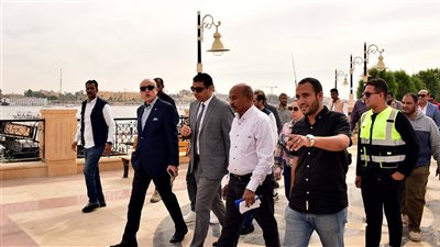 محافظ الأقصر يوجه بالبدء الفورى لعمل مركز لوجيستى لخدمة السياح