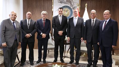 وزير البترول يبحث مع انرجيان اليونانية فرص التعاون الجديدة في مجال الطاقة