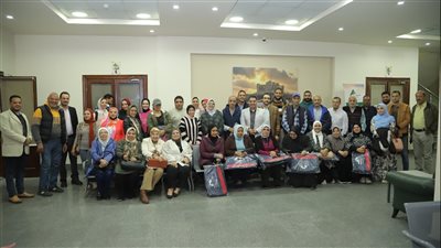 نقابة المهندسين بالإسكندرية تُسلم تأشيرات رحلات عمرة المولد النبوي الشريف لعام 1446 هـ