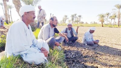 أحوال الفلاحين.. طيـن