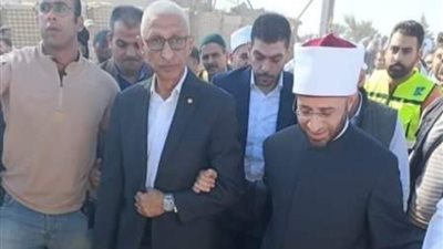 وزير الأوقاف يلتقي أسر شهداء مسجد الروضة بشمال سيناء