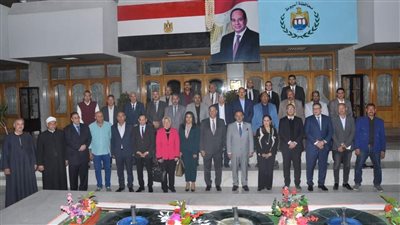 السفير نبيل حبشي يزور أسيوط ويعقد لقاء جماهيري للتوعية بمخاطر الهجرة غير الشرعية 