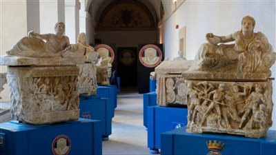 إحباط سرقة مقبرة أثرية ضخمة بإيطاليا 