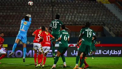 فاروق: هناك ركلة جزاء غير محتسبة لصالح الاتحاد السكندري 