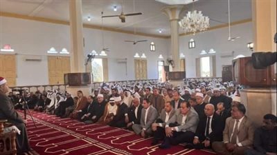 وزير الأوقاف يؤدي صلاة الجمعة بمسجد شهداء الروضة بشمال سيناء 