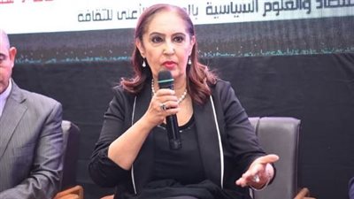 نائلة جبر: الانفلات السكاني والتسرب من التعليم وراء انتشار ظاهرة الهجرة غير الشرعية 