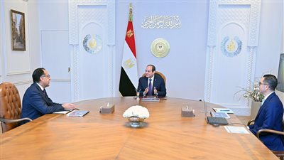 السيسي يوجه بمواصلة تحسين مناخ الاستثمار ومعالجة التحديات الهيكلية