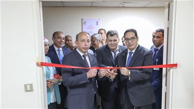 رئيس جامعة القاهرة يفتتح مشروعات تطوير قصر العيني الفرنساوي