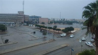طقس متقلب وسقوط أمطار في مدن وقرى الشرقية