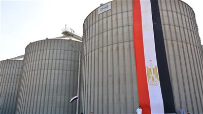 وزير التموين ومحافظ الغربية يتفقدان مخبز شركة مطاحن وسط وغرب الدلتا