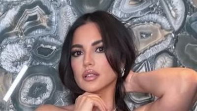 درة زروق تتربع على عرش الأناقة بفستان سندريلا في ختام مهرجان القاهرة