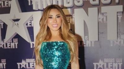 شرطة الموضة تهاجم نجوى كرم لتشبها بـ مايا دياب (تفاصيل وصور)