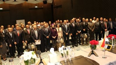 وزير الخارجية والهجرة يلتقي ممثلي الجالية المصرية في الكويت